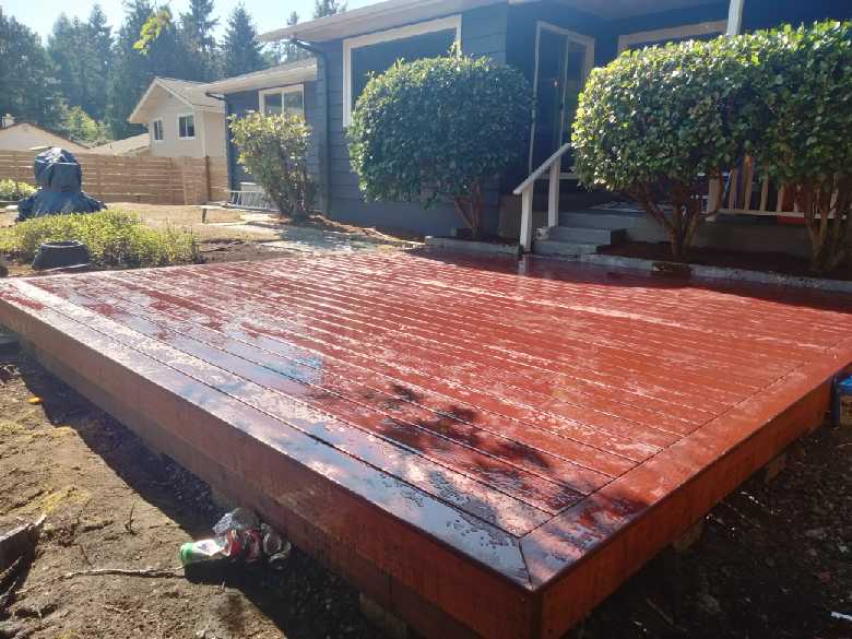 Picture of new trex deck 2